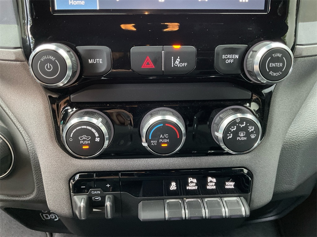 2025 Ram 1500 Tradesman photo 22