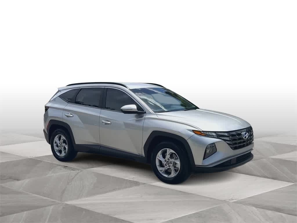 2022 Hyundai Tucson SEL photo 2