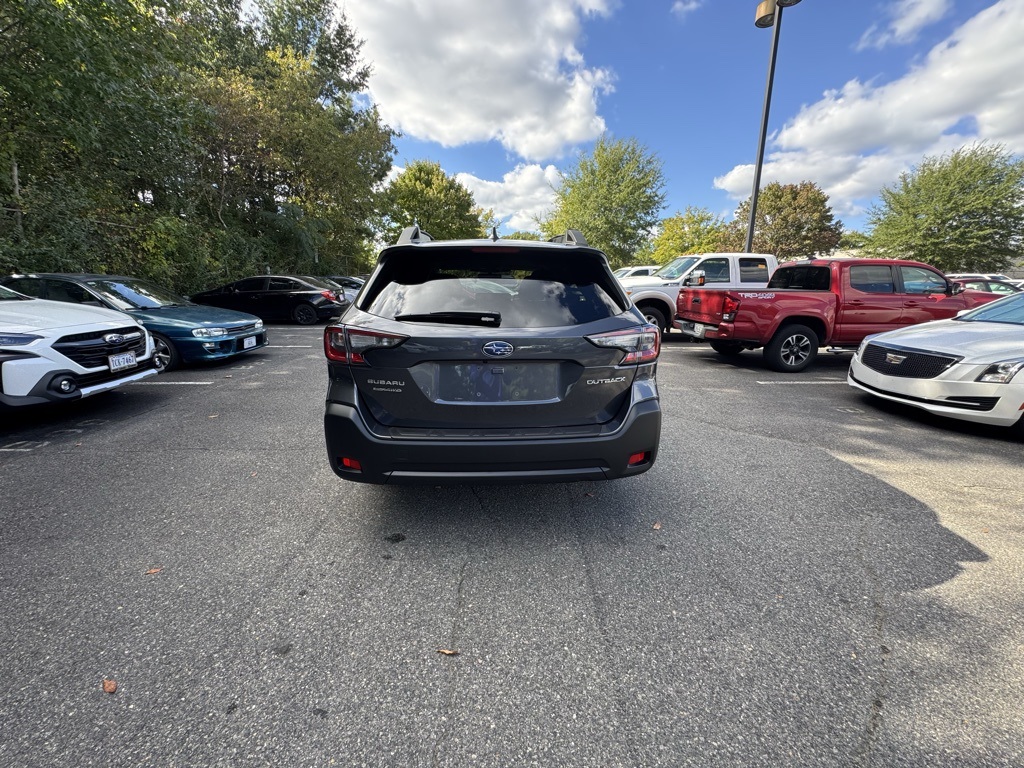 2025 Subaru Outback Premium photo 4
