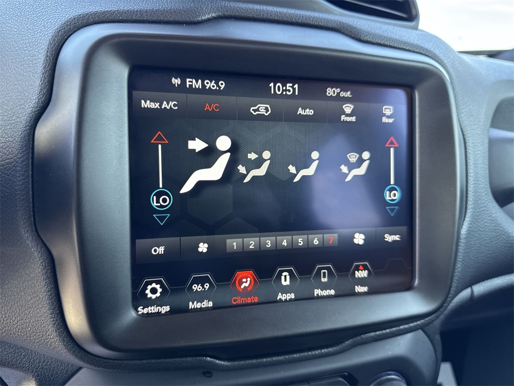 2023 Jeep Renegade Trailhawk photo 18