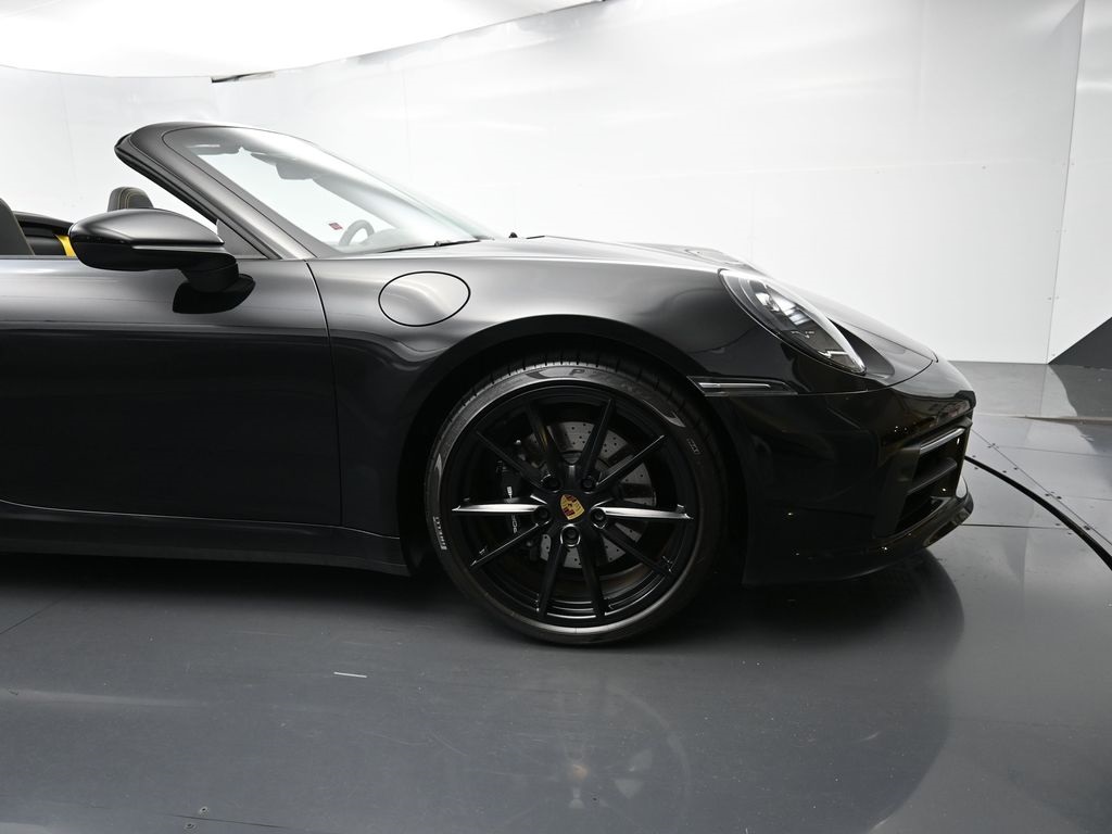 2021 Porsche 911 S photo 19