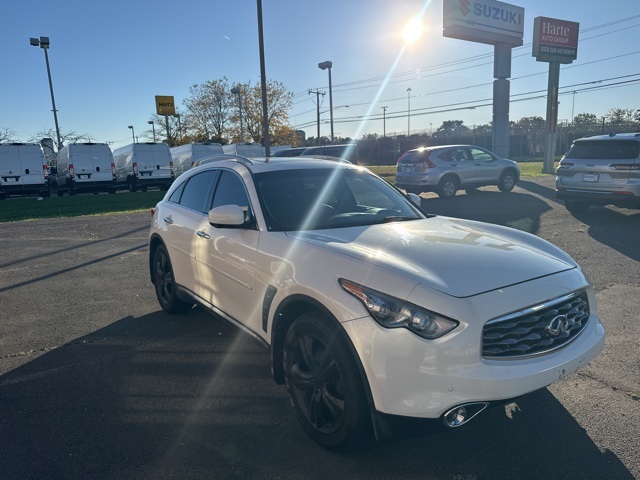 2009 Infiniti FX35 Base photo 2