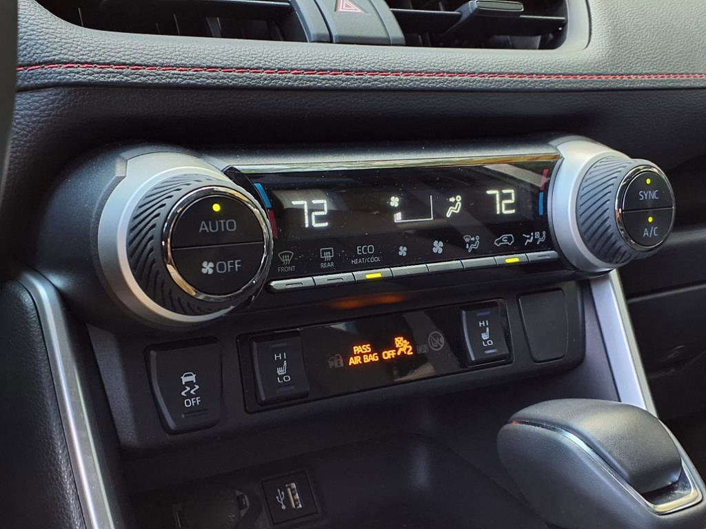 2024 Toyota RAV4 Prime SE photo 15