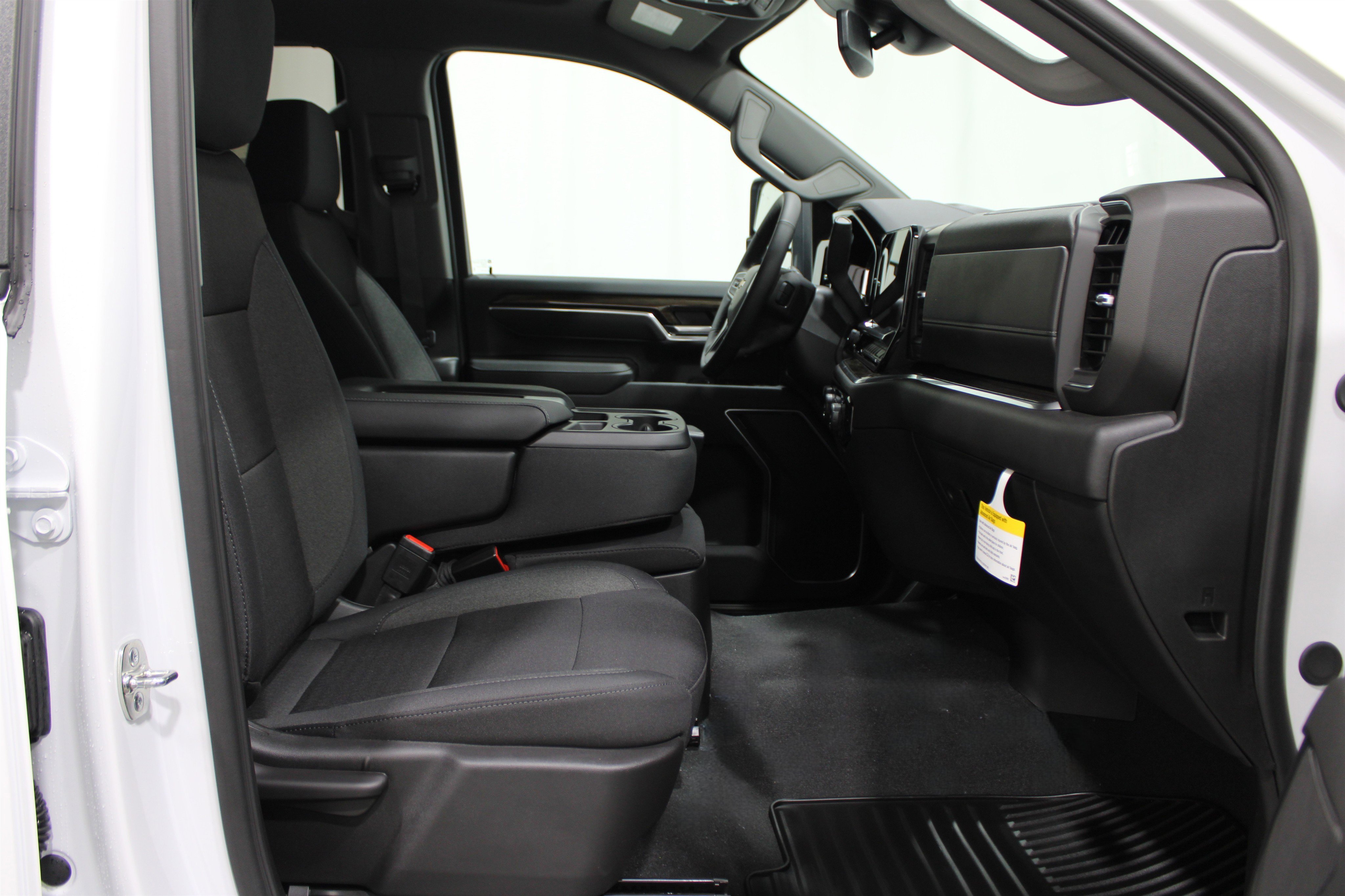 2025 Chevrolet Silverado 2500HD LT photo 22