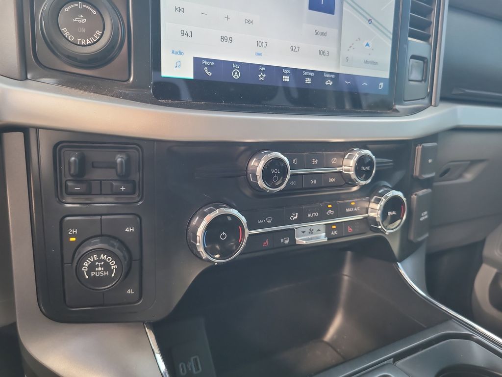 2022 Ford F-150 XLT photo 18