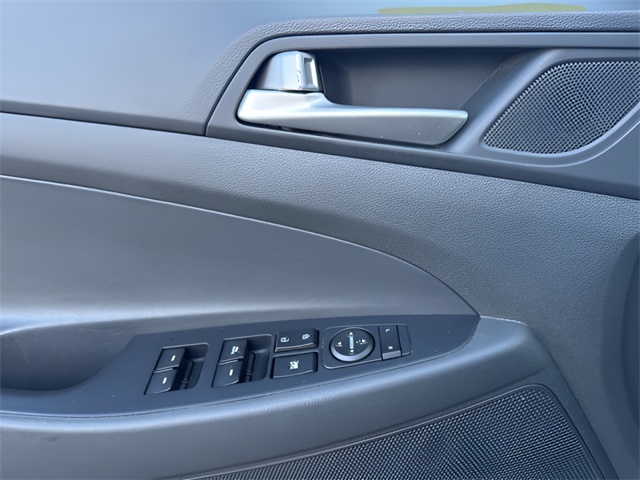 2021 Hyundai Tucson SEL photo 16