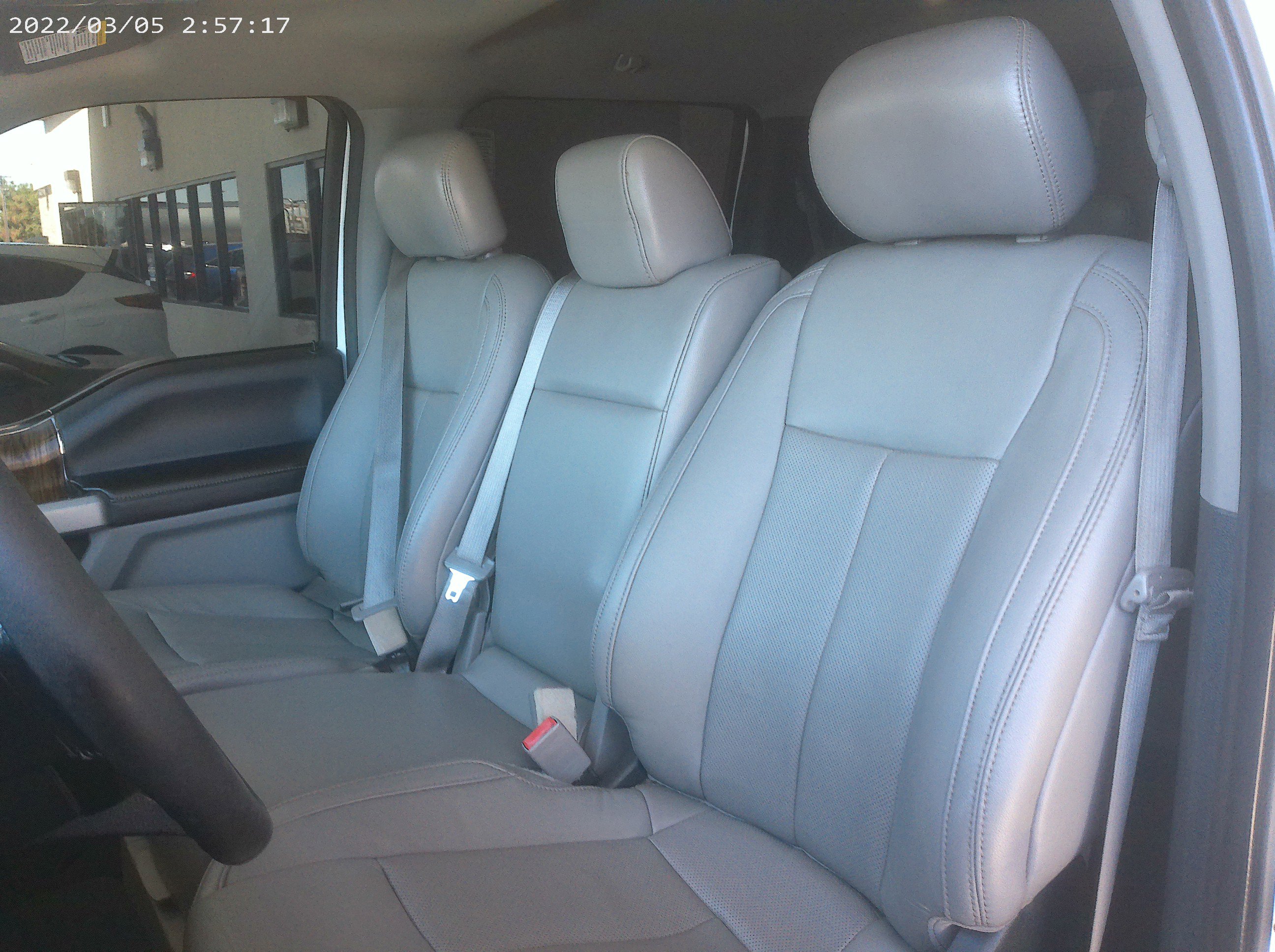 2019 Ford F-150 Lariat photo 24