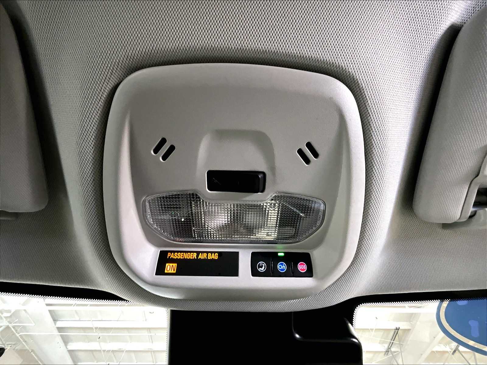 2025 Chevrolet Trax LT photo 23