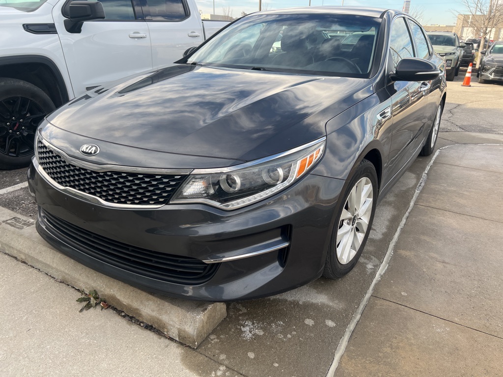 2017 Kia Optima EX's photo