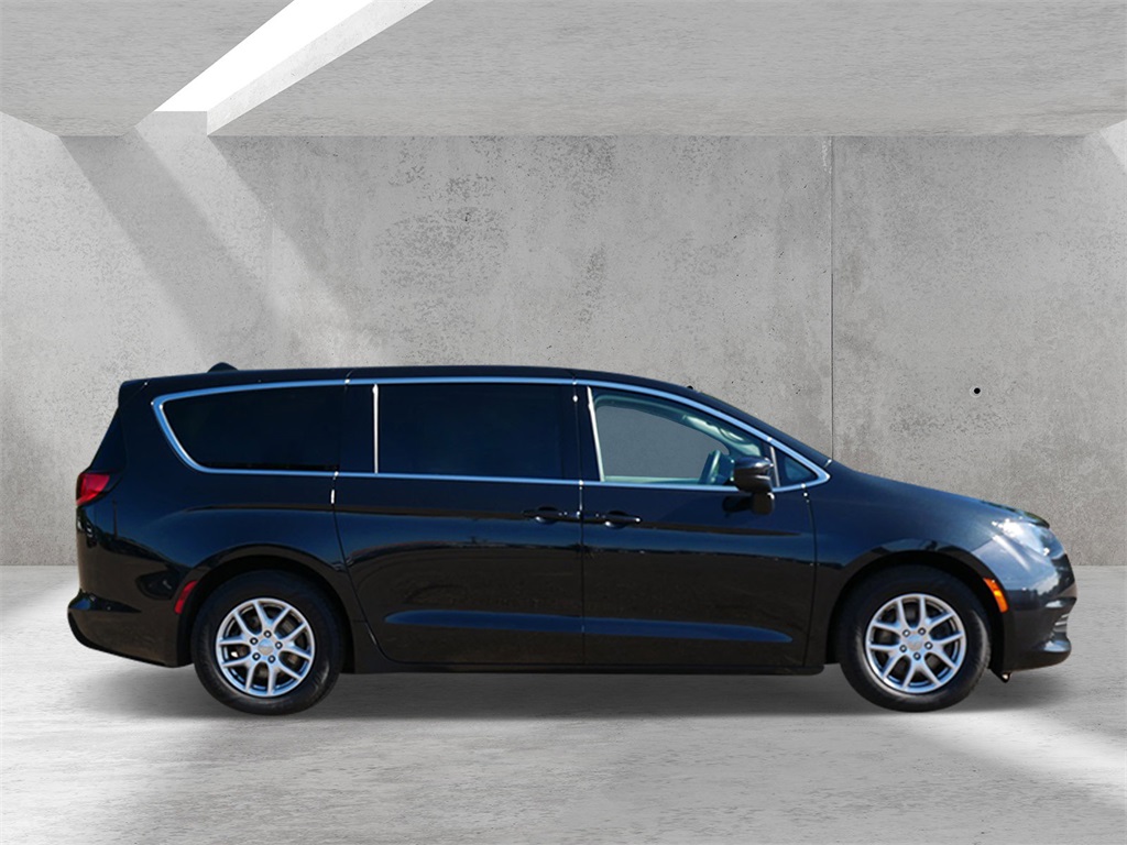 Certified 2017 Chrysler Pacifica Touring with VIN 2C4RC1DG0HR501919 for sale in White Bear Lake, MN