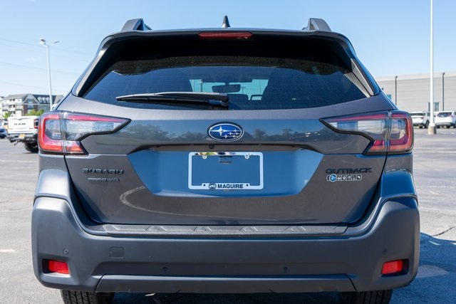 2023 Subaru Outback Onyx Edition photo 2