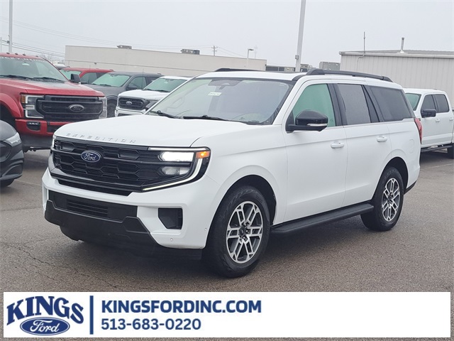 2025 Ford Expedition Active's photo