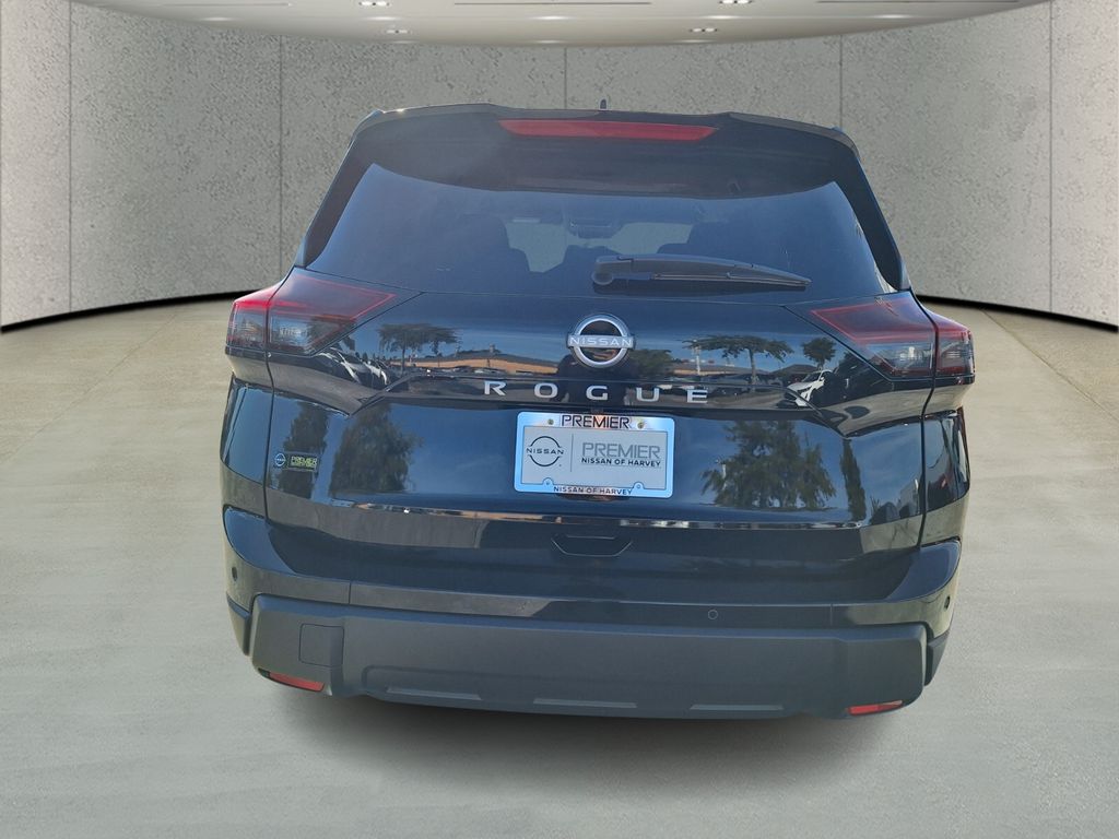 2026 Nissan Rogue S photo 4