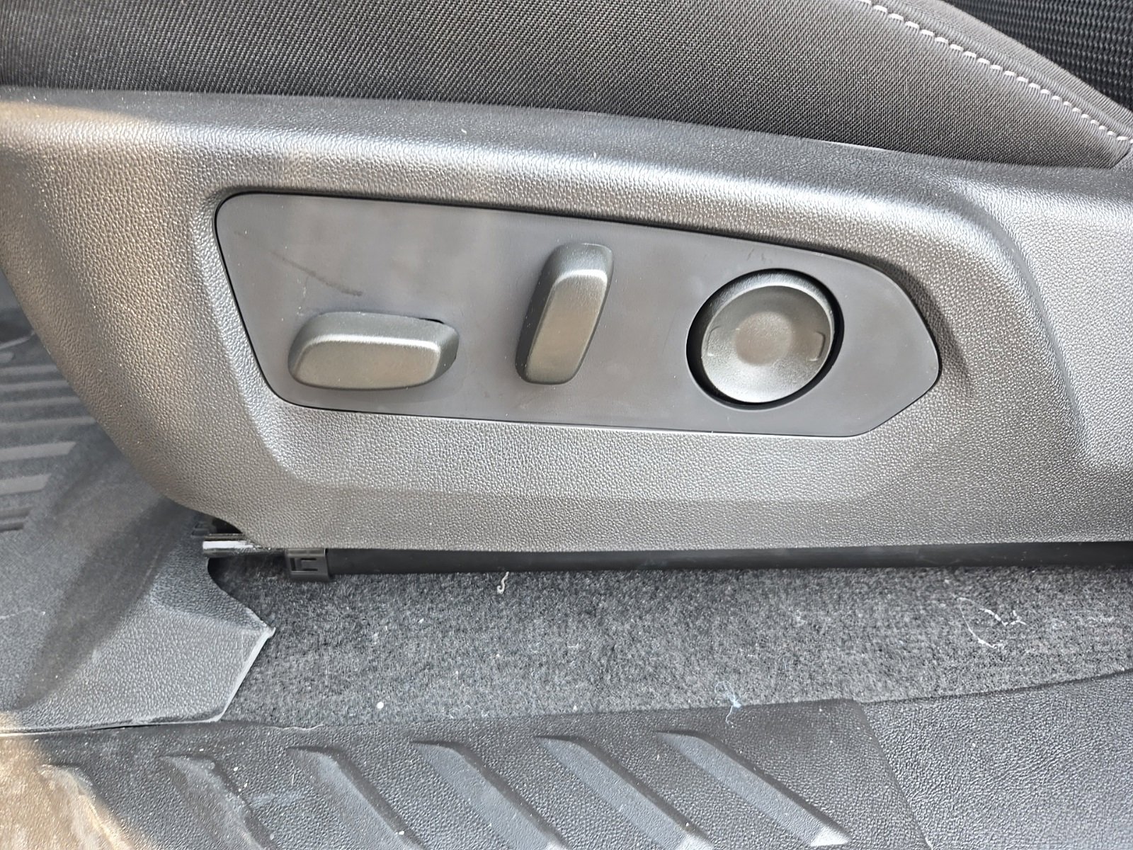 2026 Gmc Canyon Elevation photo 23
