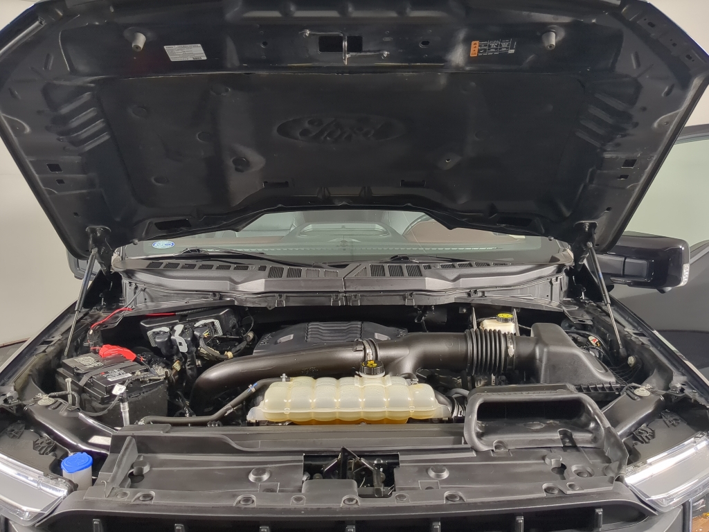 2022 Ford F-150 Lariat photo 25