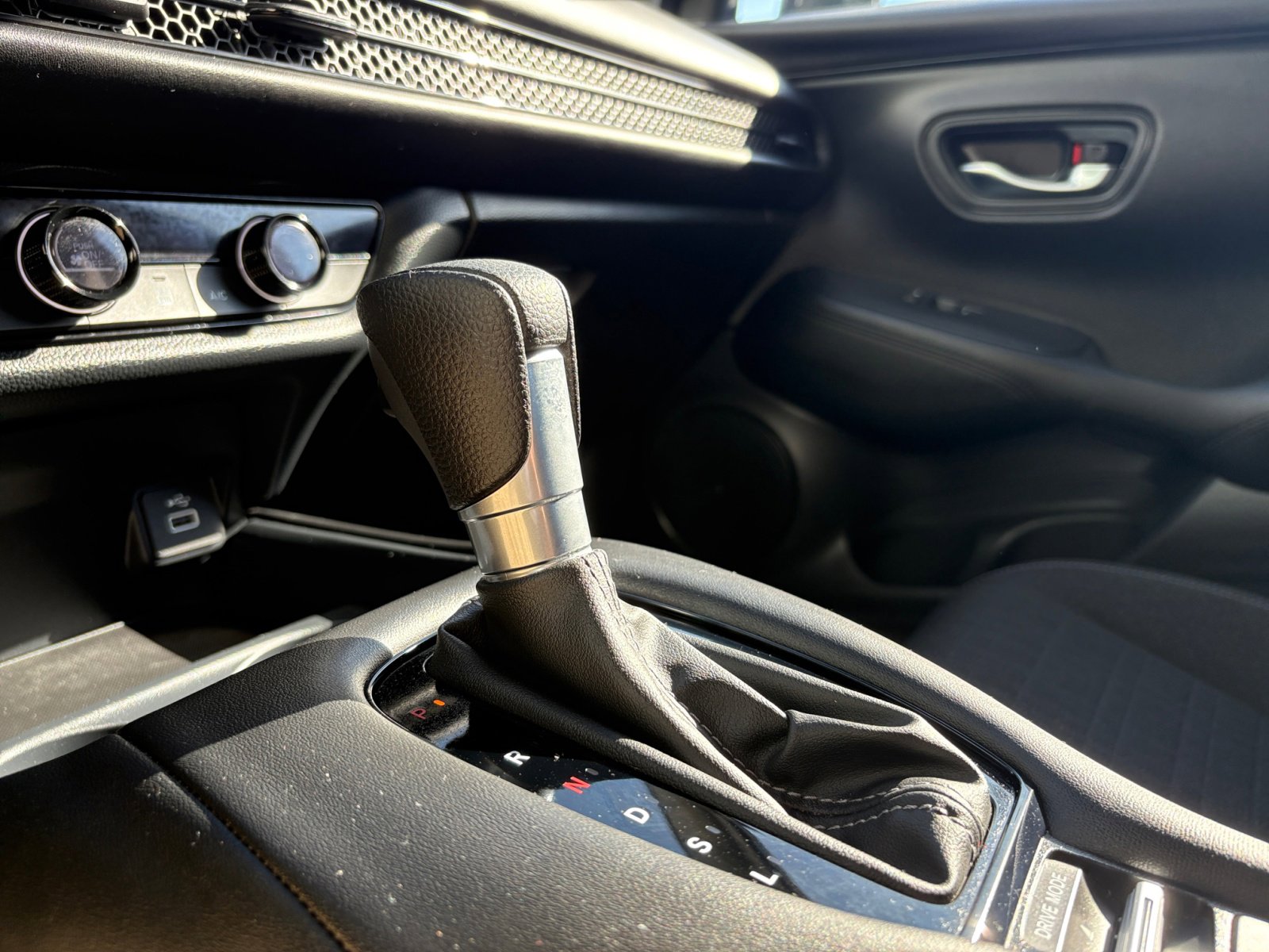 2023 Honda HR-V LX photo 22