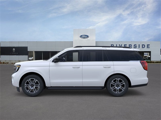 2025 Ford Expedition photo 3