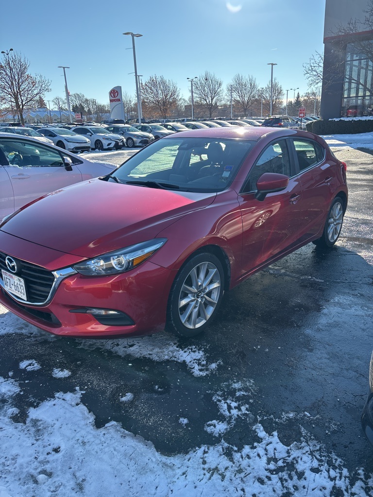 2017 Mazda Mazda3 Touring's photo