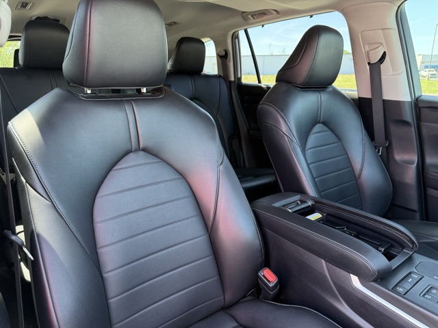 2022 Toyota Highlander XLE photo 10