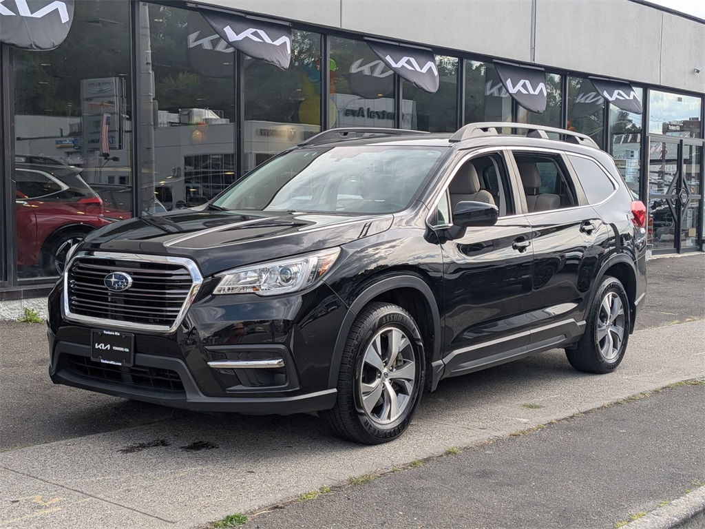 Used 2019 Subaru Ascent Premium with VIN 4S4WMACD0K3450439 for sale in Yonkers, NY