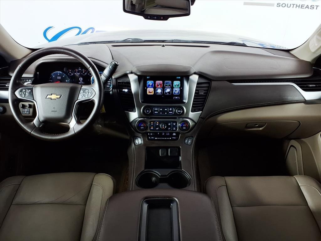 2017 Chevrolet Tahoe LT photo 3