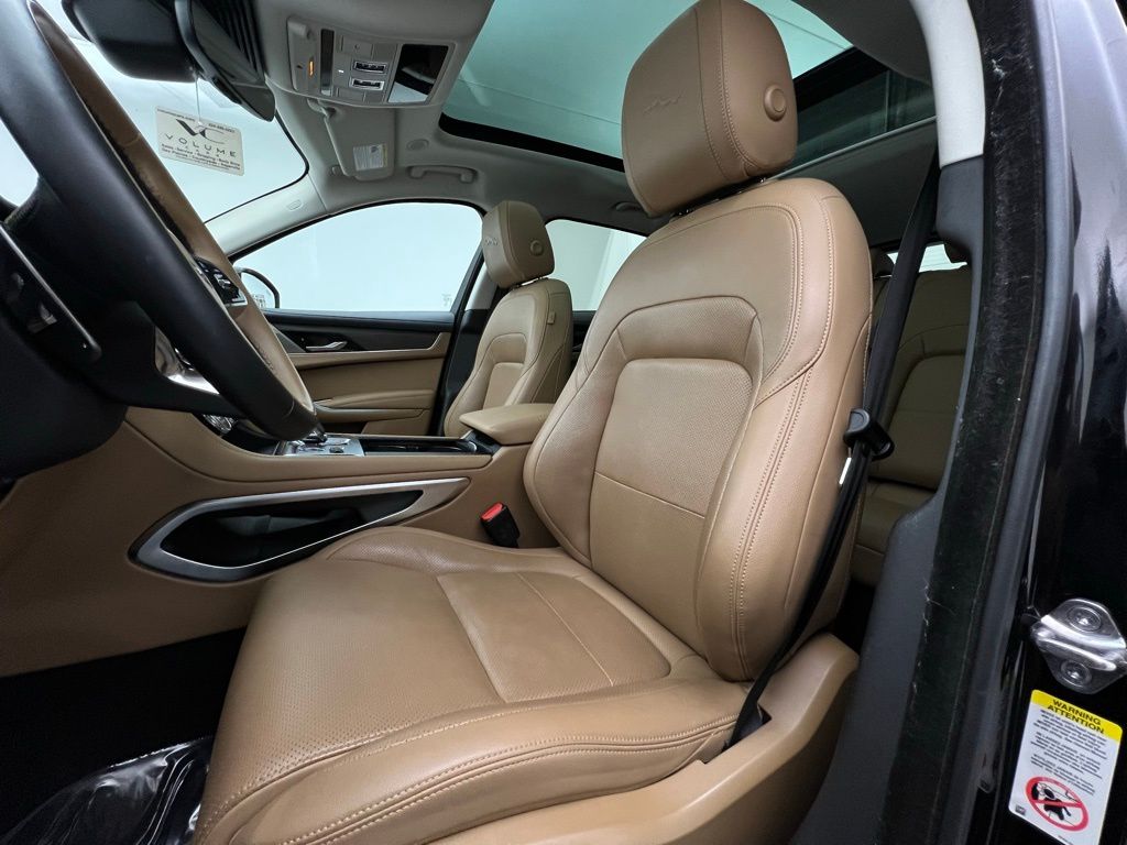 2022 Jaguar F-PACE P250 S photo 40