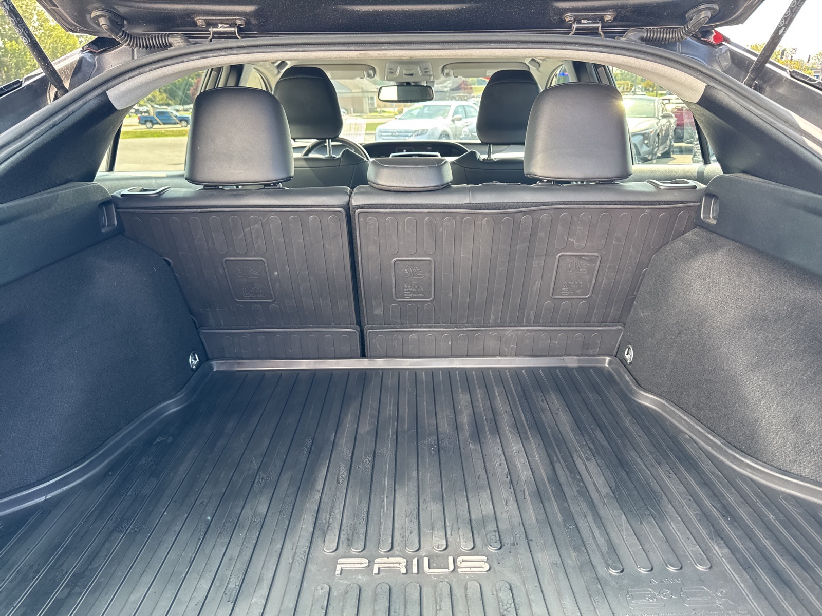 2019 Toyota Prius XLE AWD-e photo 12