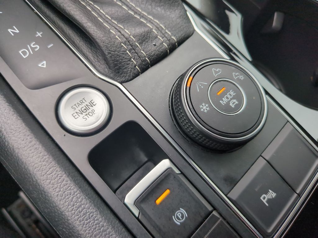 2022 Volkswagen Atlas V6 SE Technology photo 19