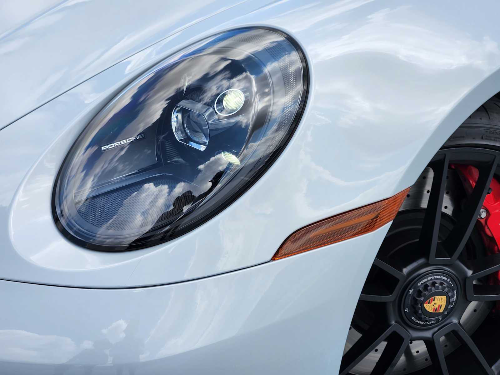 2024 Porsche 911 GTS photo 8
