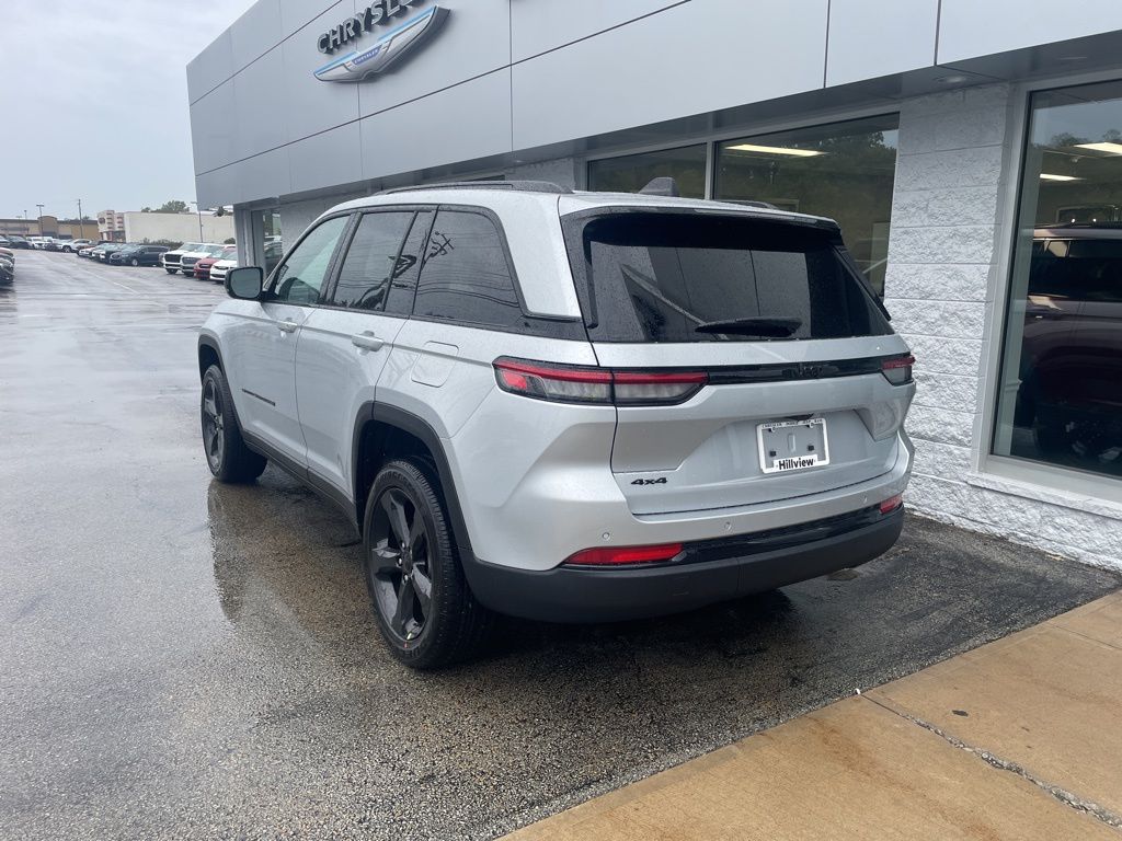 New 2025 Jeep Grand Cherokee Altitude X Sport Utility in