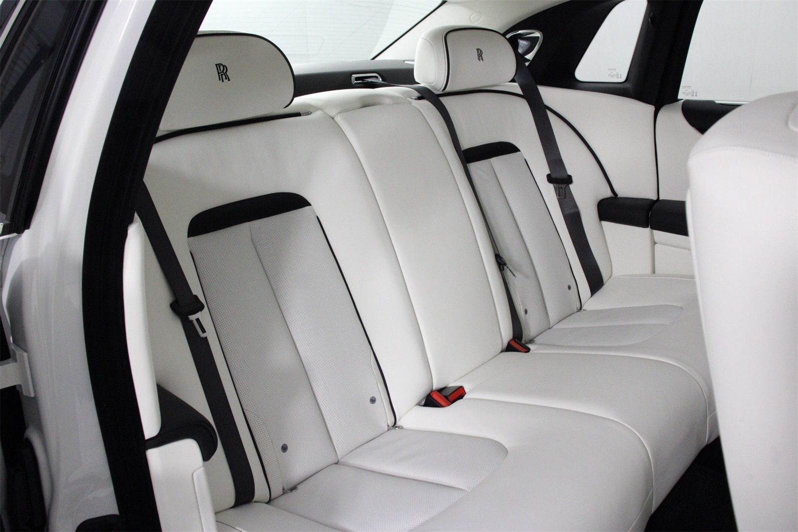 2025 Rolls Royce Ghost RR photo 11