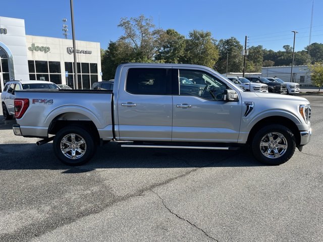 2022 Ford F-150 XLT photo 3
