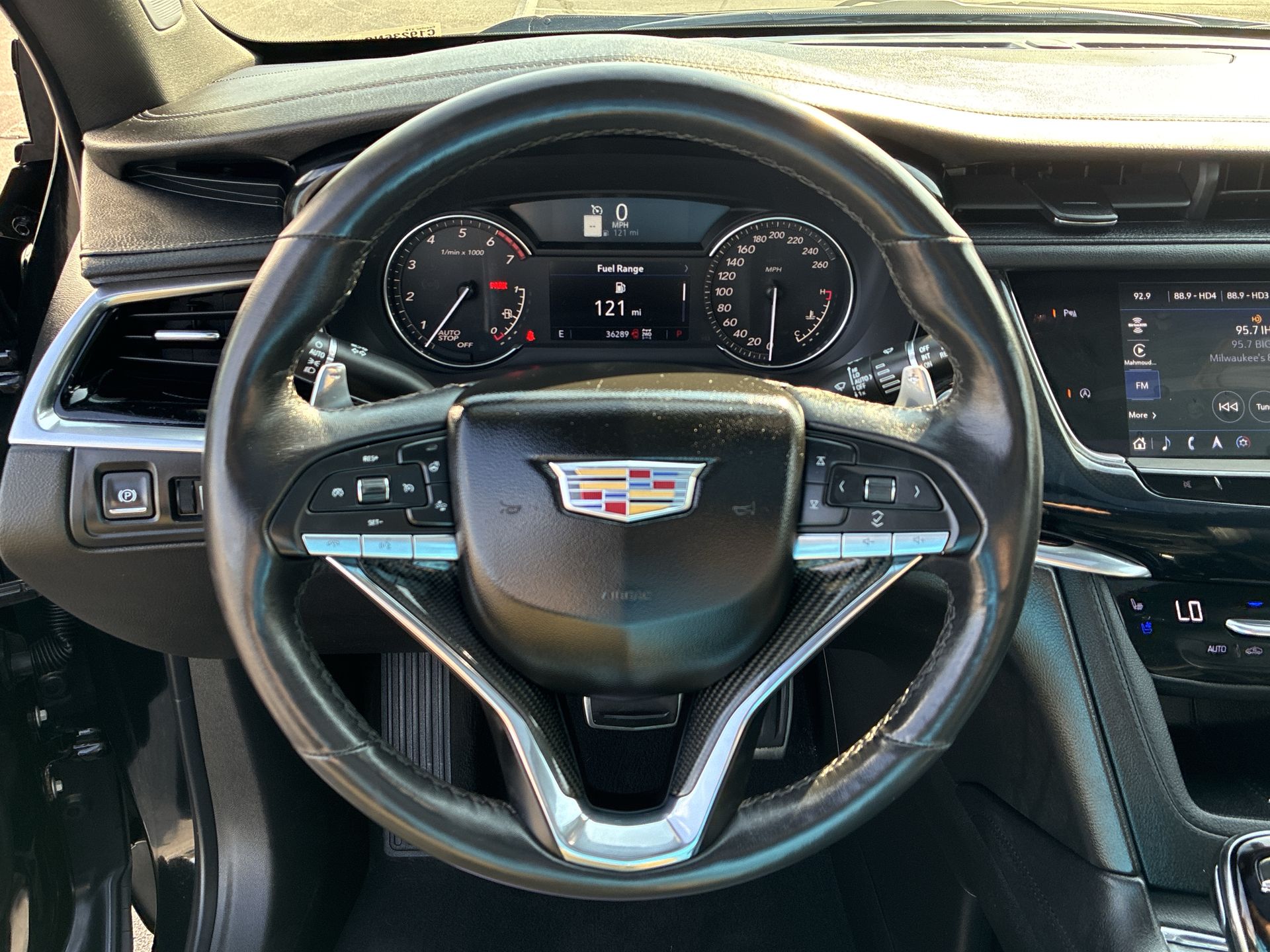 2024 Cadillac XT6 Sport photo 10