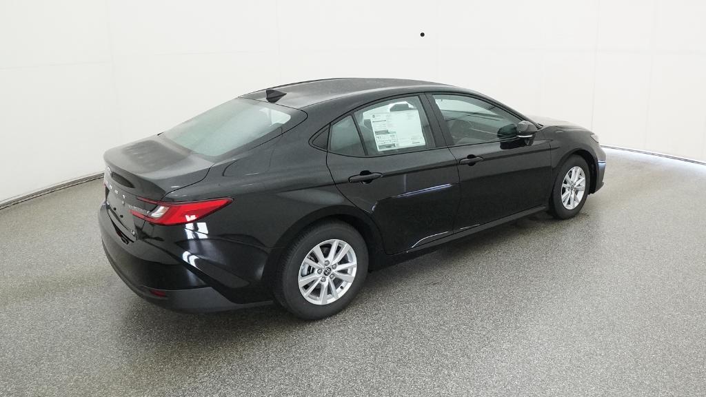 2025 Toyota Camry LE photo 22