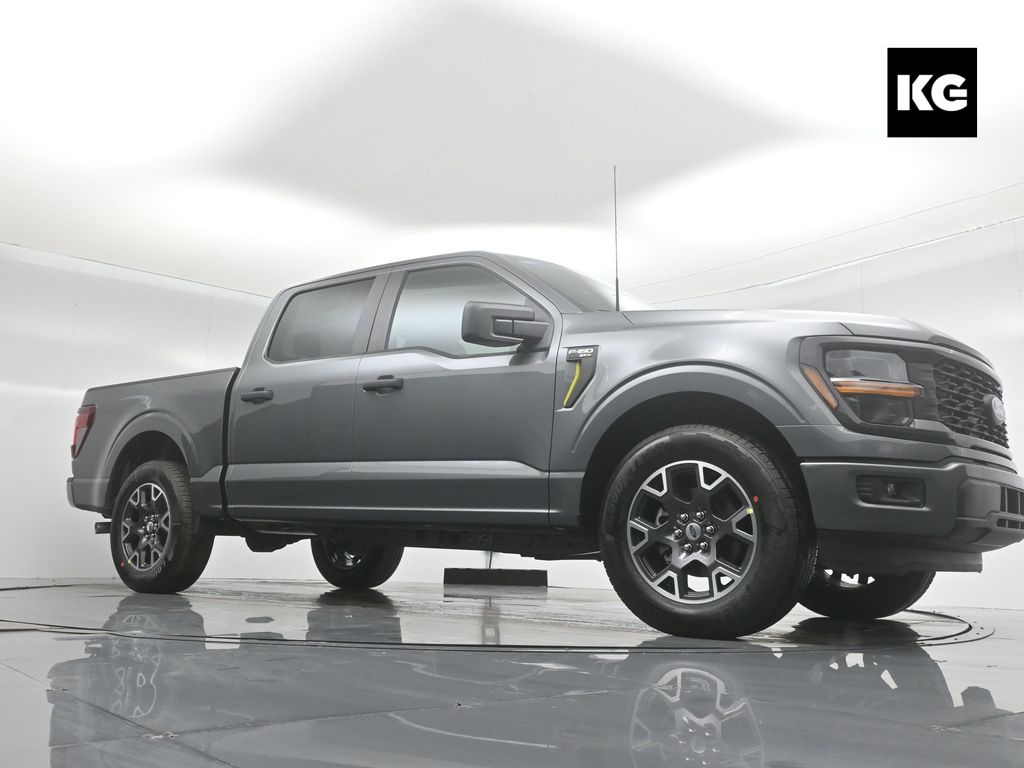 2025 Ford F-150 STX's photo