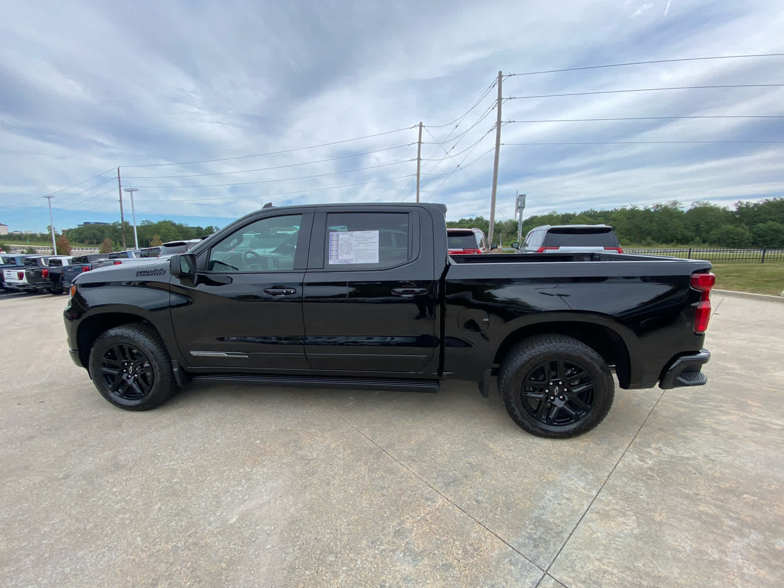 2025 Chevrolet Silverado 1500 High Country photo 5