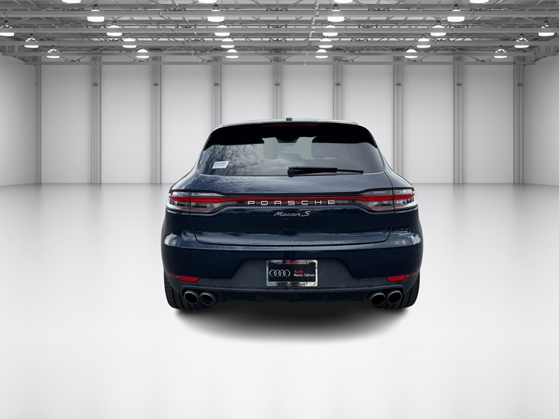 2021 Porsche Macan S photo 2