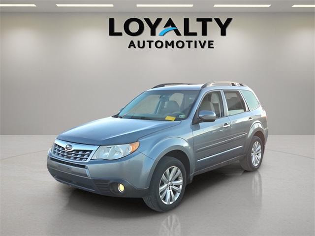 2011 Subaru Forester X Limited's photo