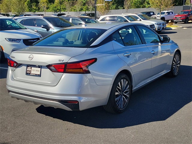 2024 Nissan Altima 2.5 SV photo 4