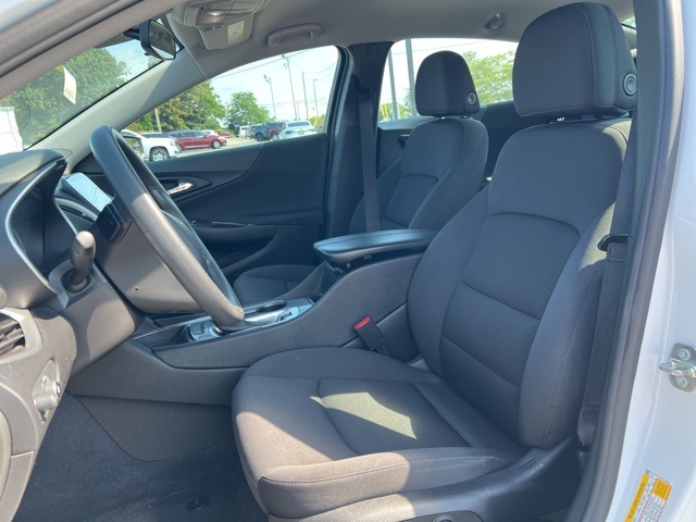 2023 Chevrolet Malibu 1LT photo 11
