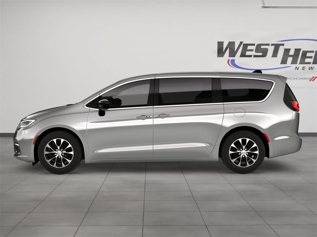 2026 Chrysler Pacifica photo 3