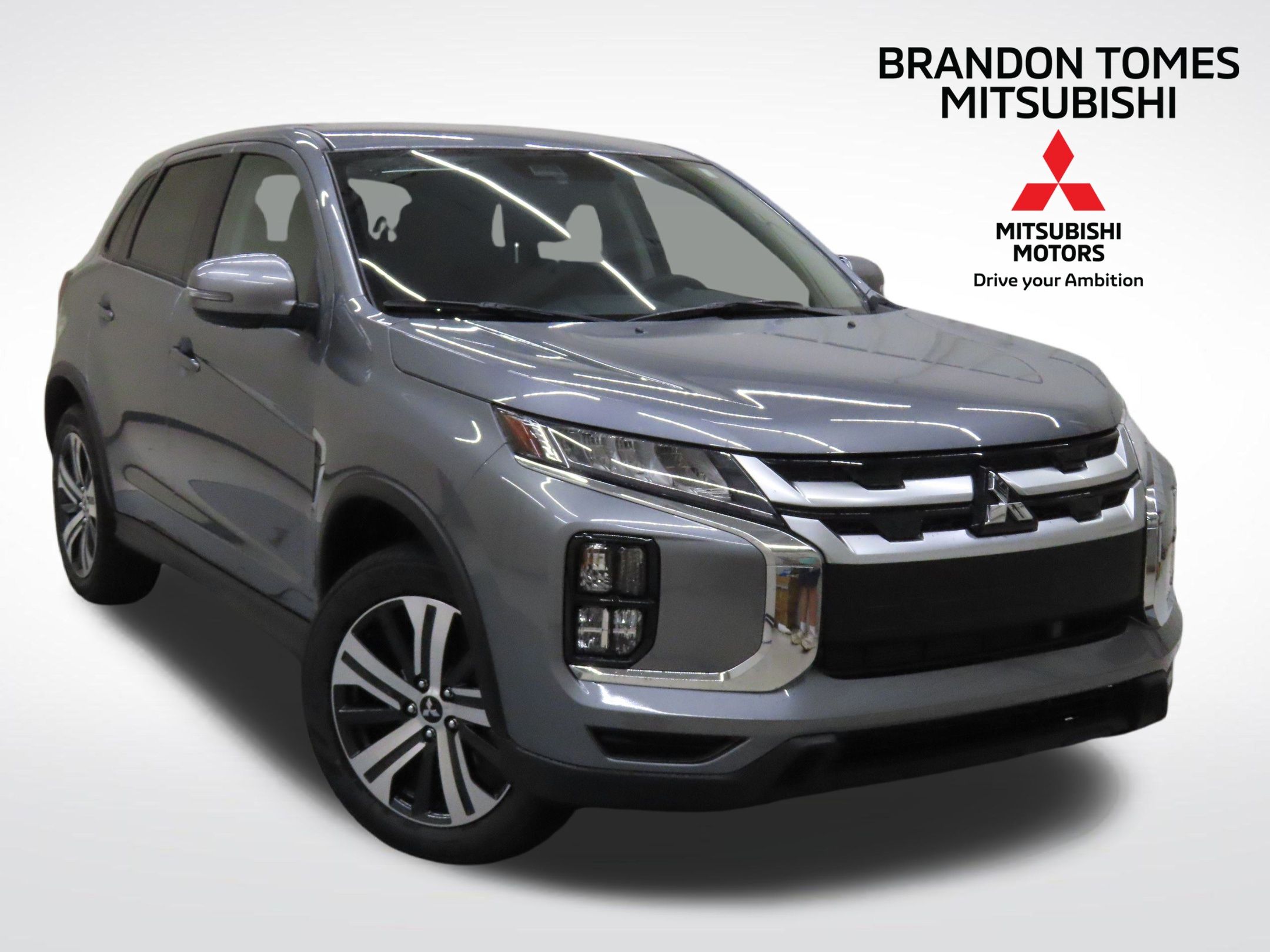 2025 Mitsubishi Outlander Sport SE's photo