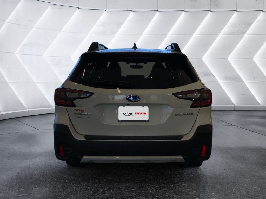 2022 Subaru Outback Limited photo 2