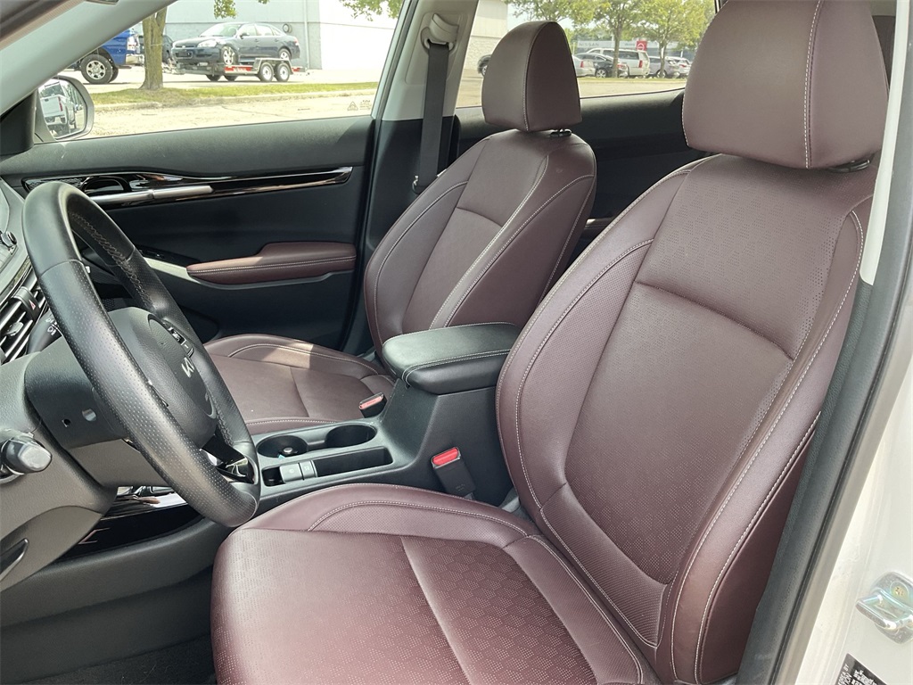 2023 Kia Seltos SX photo 11