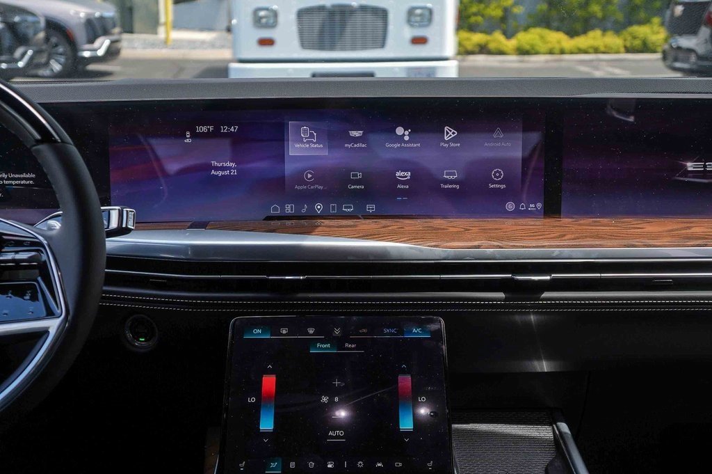 2025 Cadillac Escalade Sport Platinum photo 4