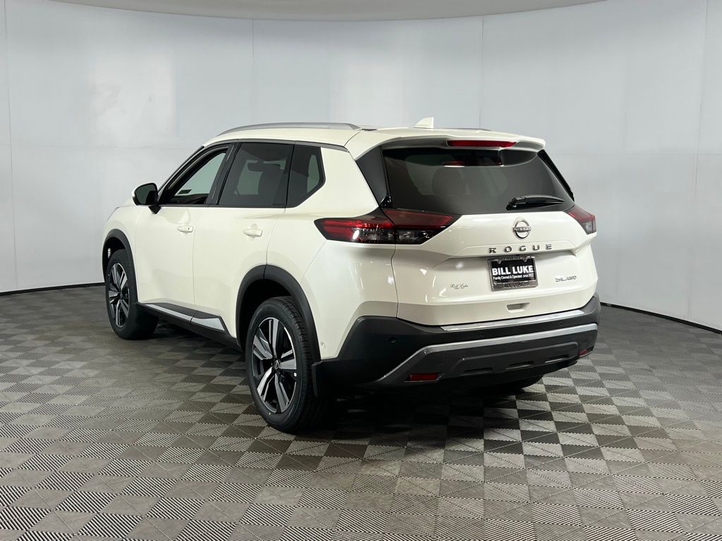 2023 Nissan Rogue SL photo 2
