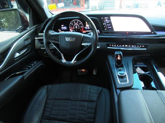 2023 Cadillac Escalade photo 14