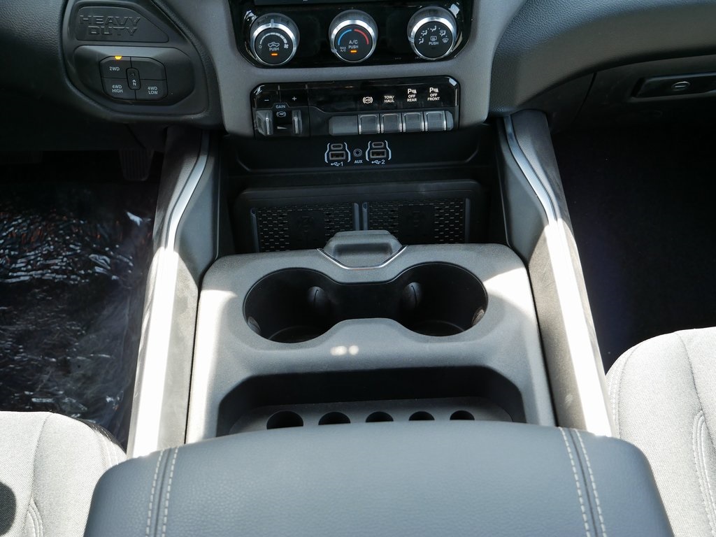 2025 Ram 2500 Big Horn photo 11