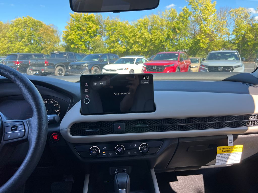 2026 Honda HR-V LX photo 12
