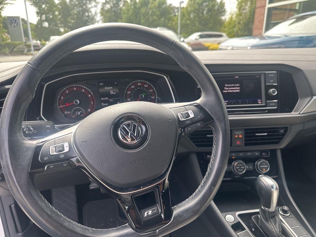 2019 Volkswagen Jetta R-Line photo 9